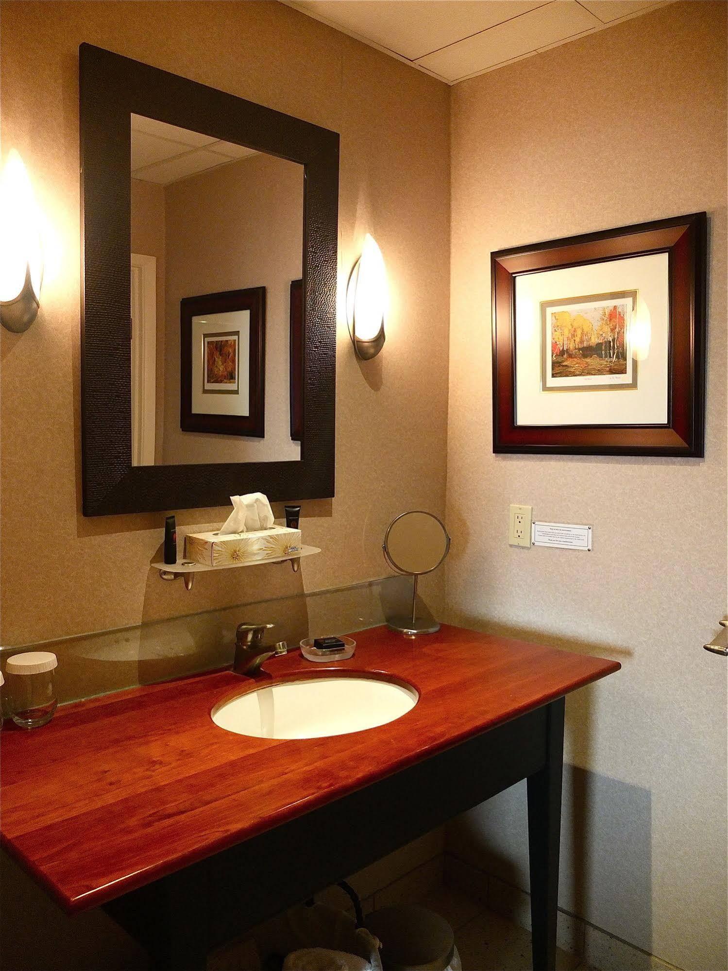 Mercer Hotel Downtown; BW Premier Collection Stratford Bagian luar foto